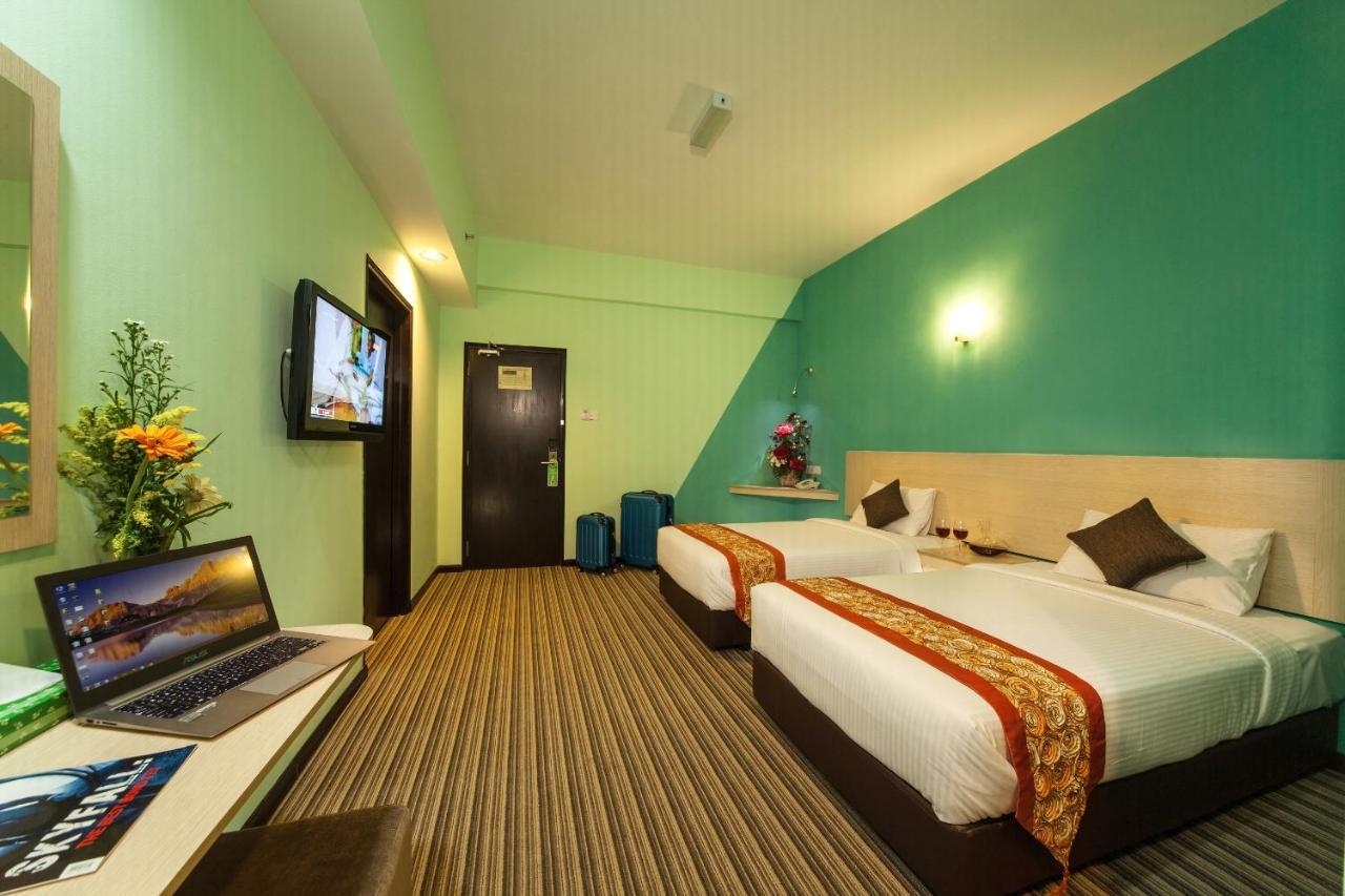 Thy Executive Hotel Johor Bahru Extérieur photo