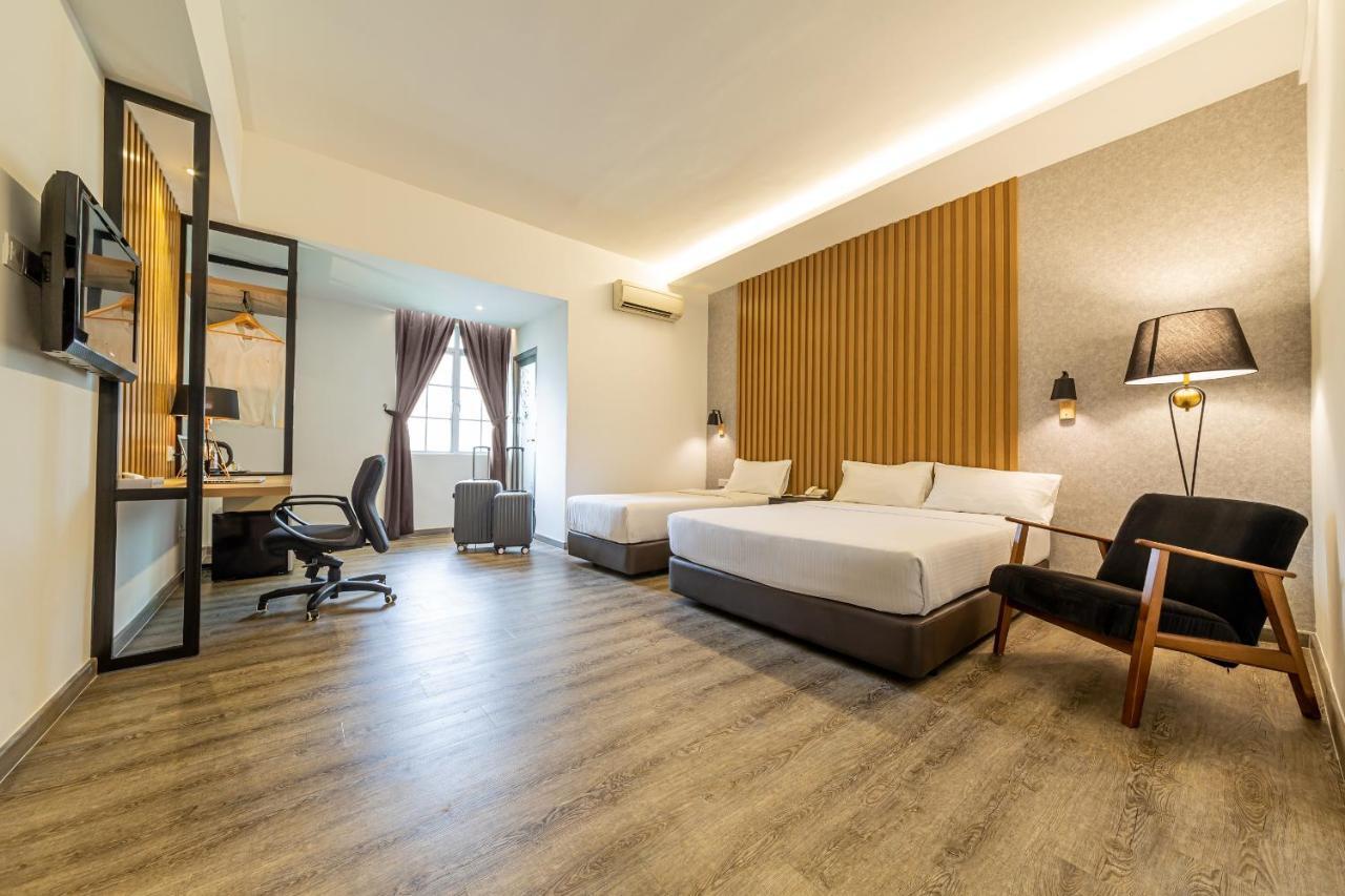 Thy Executive Hotel Johor Bahru Extérieur photo