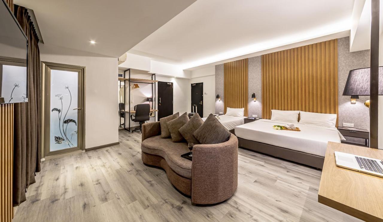Thy Executive Hotel Johor Bahru Extérieur photo